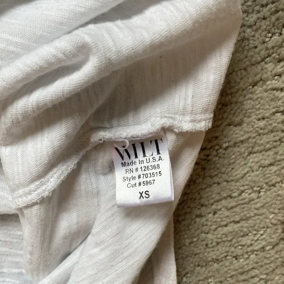 WILT asymmetrical tee size XS - Picture 3 of 4